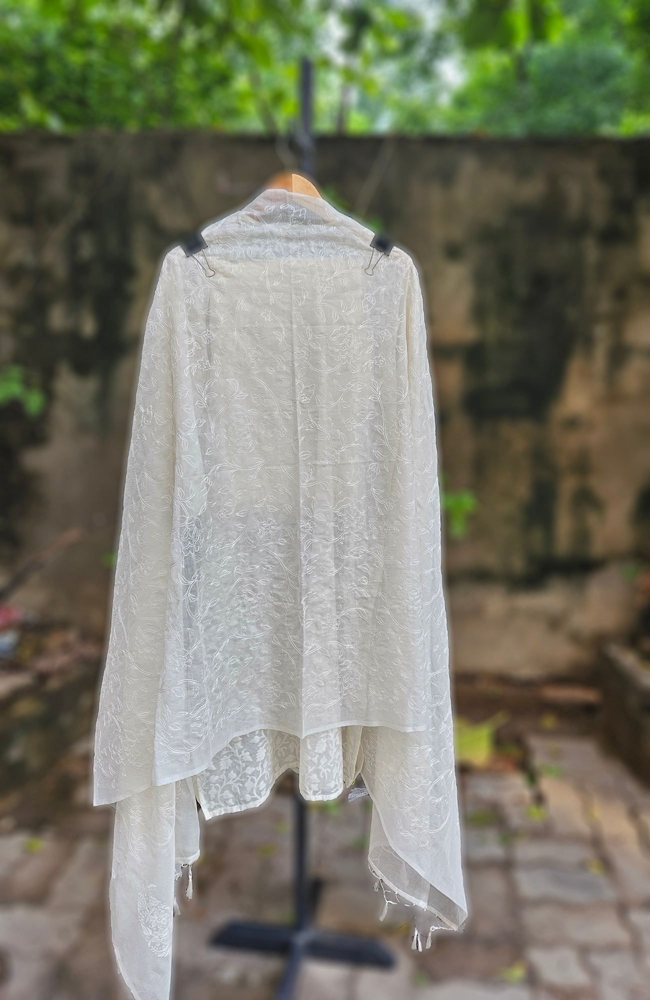 Festive White